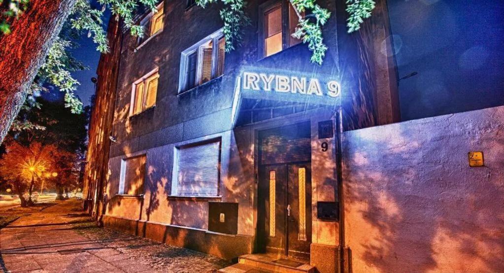 Najtansze Noclegi Rybna 9 Лодз Екстериор снимка
